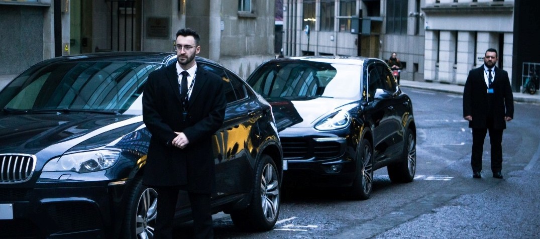 Top 5 Reasons to Hire Discreet Bodyguards for Shopping in Central London